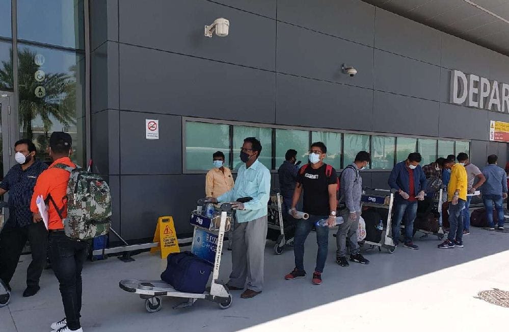 The owners showed generosity; Sent to workers trapped in Dubai, Abu Dhabi