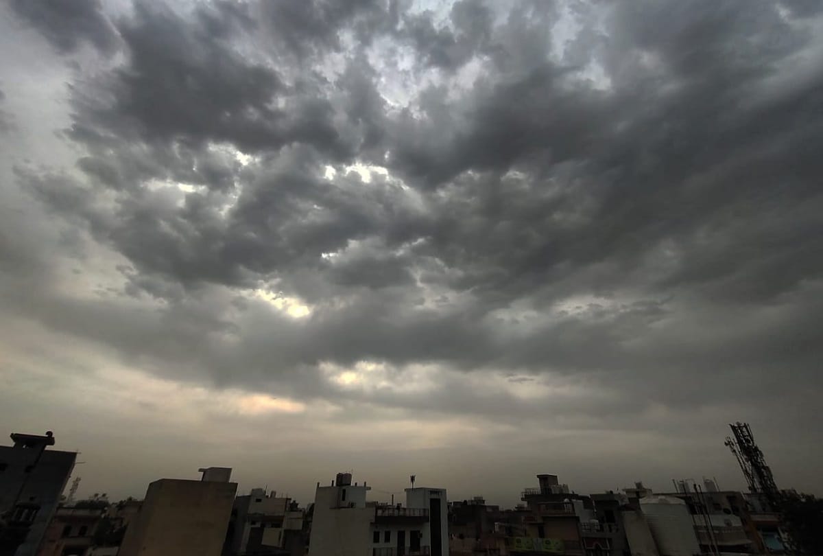 Uttarakhand Weather Forecast Today Update : Heat breaks Dehradun ten year record