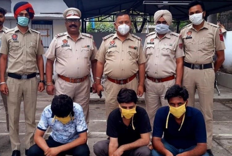 Mohali Police Arrested Three Drug Smugglers