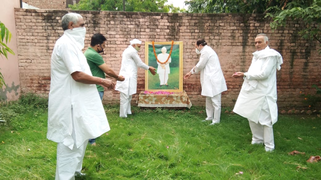 Resolved to walk on the path shown by Choudhary