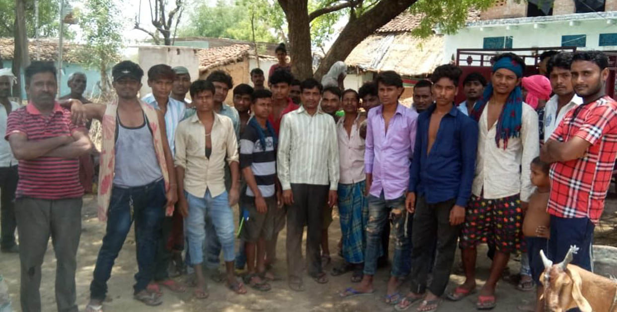 Two hundred migrant laborers in the same village