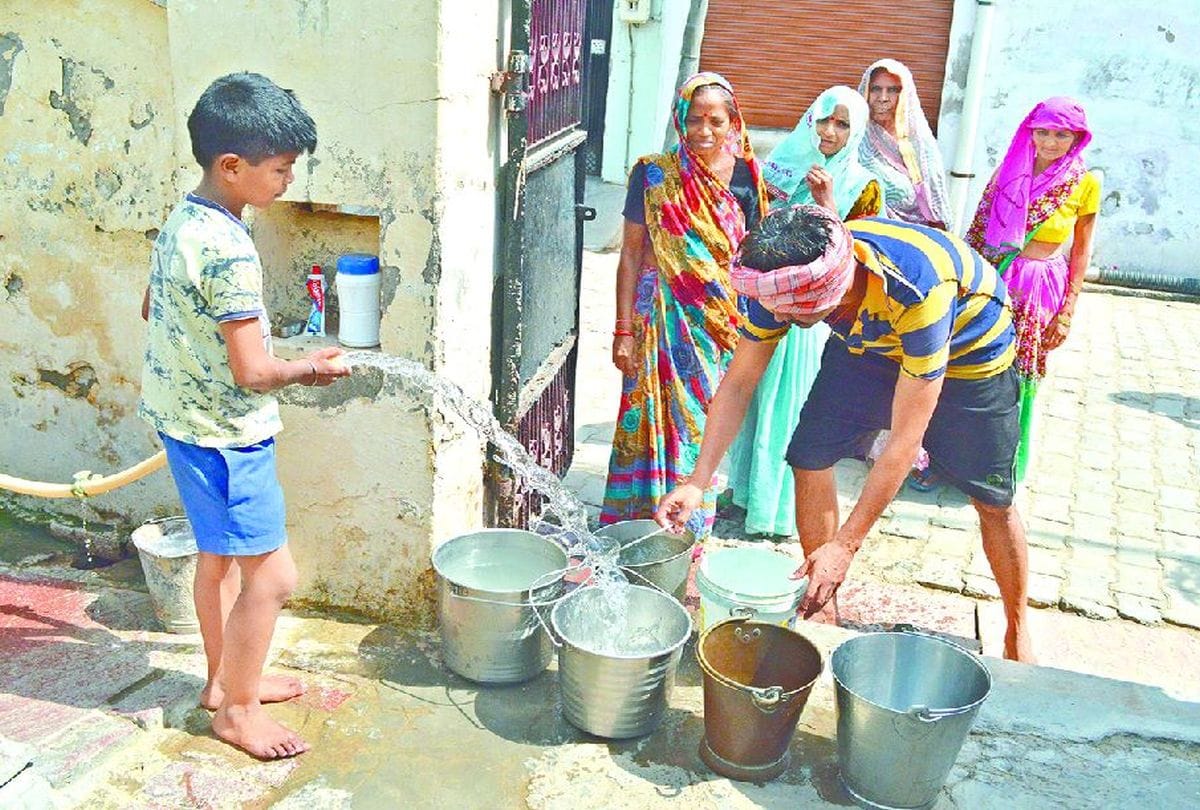 Water Crisis In May Month Lockdown 4.0 City Of Taj
