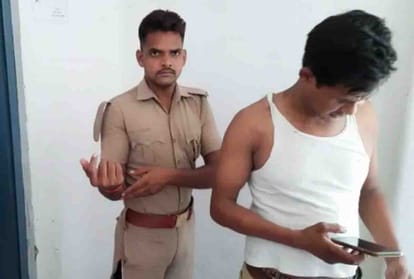 UP: Police team attacked, stoned pistol at outpost in-charge