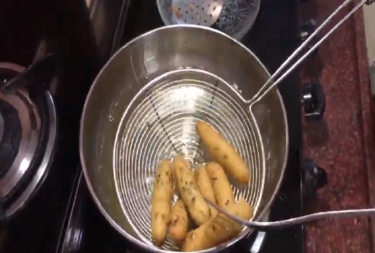 lockdown recipe crispy potato rava fingers how to make it