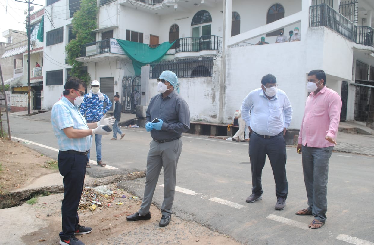 District hospital doctor's father corona infected