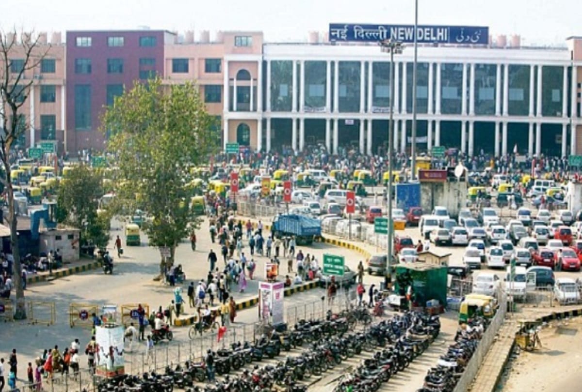 Overcharging by taxis causing trouble for people