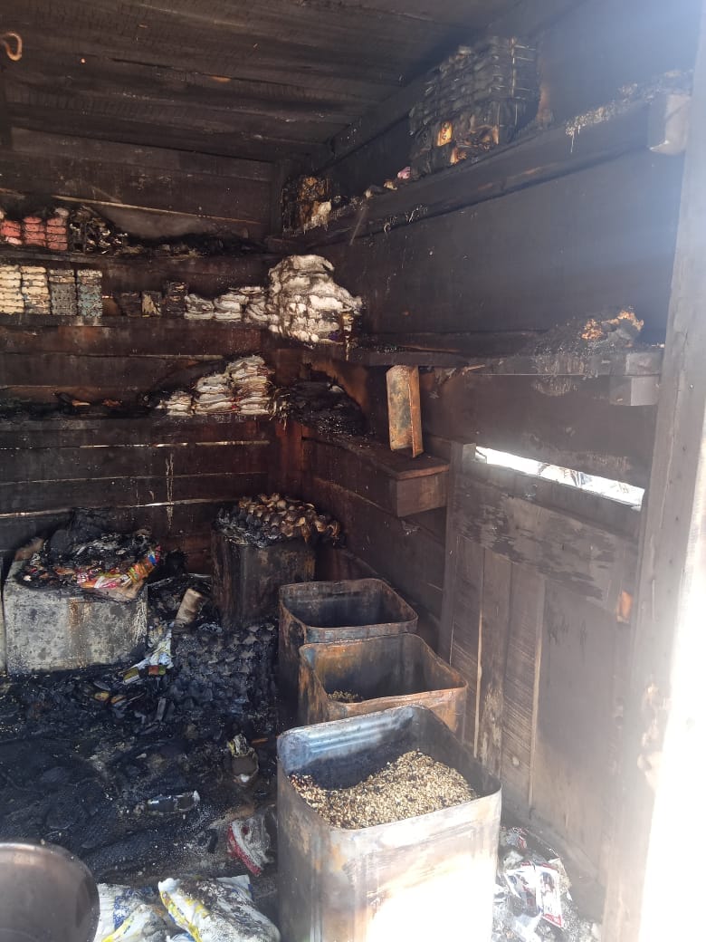 Fire in kiosks, burnt to ashes