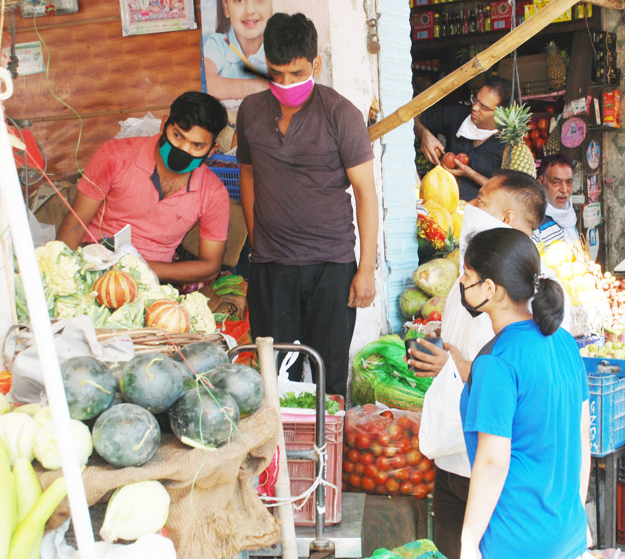 City distressed due to jam, social distancing storm