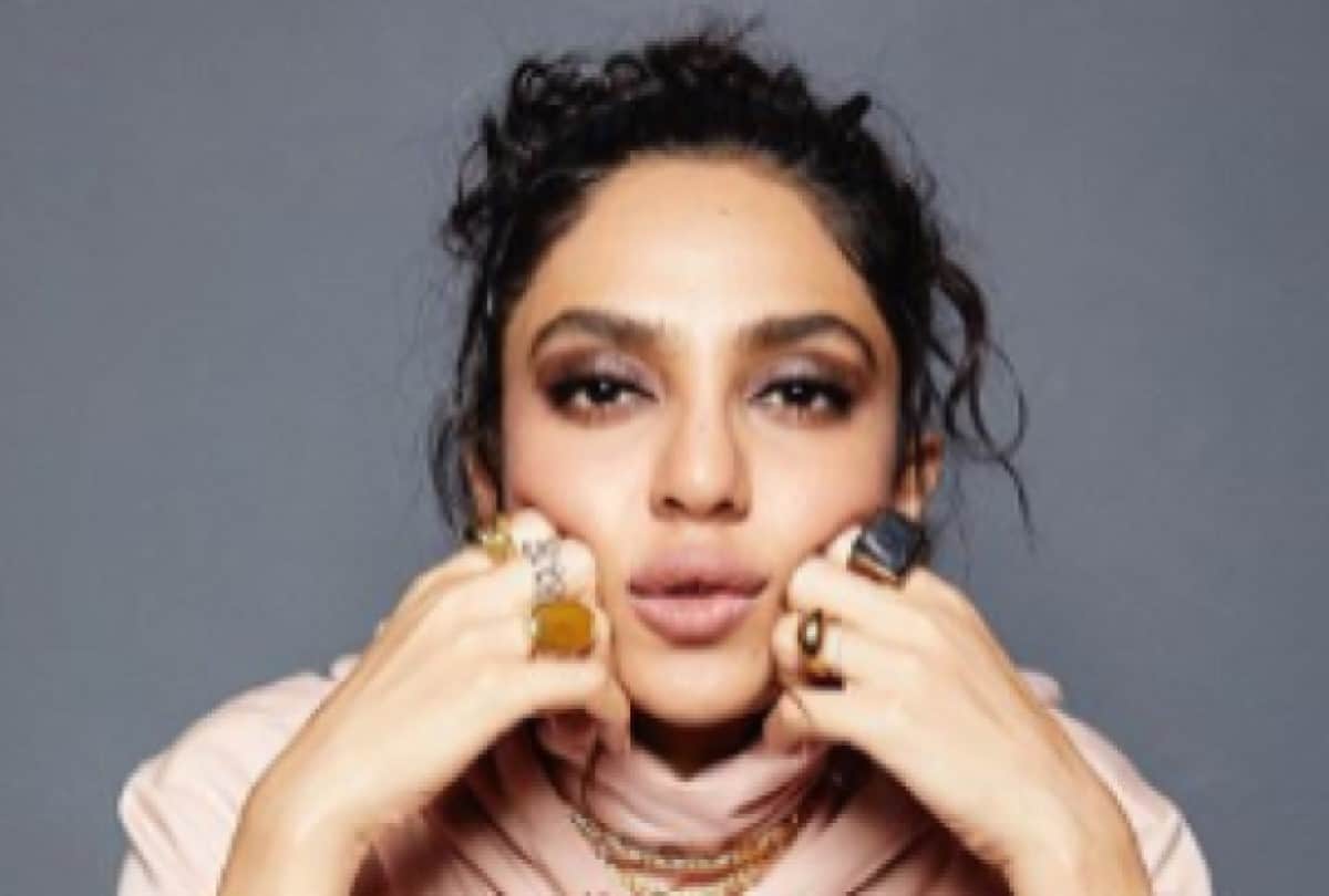Sobhita Dhulipala Birthday here know facts about her