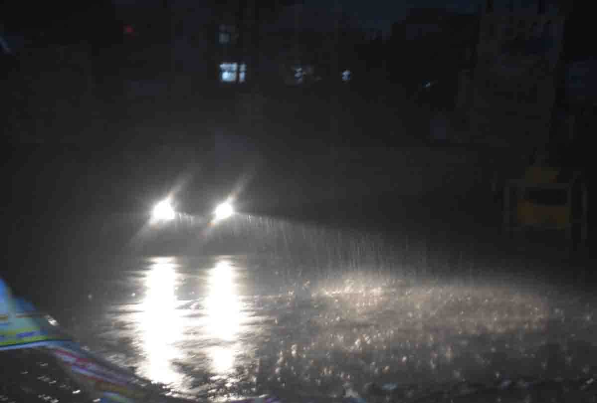 Weather Forecast Update Today in UP Latest News: Rain in many cities of UP