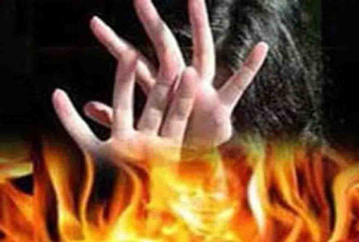 Scorched married woman dies due to leakage in cylinder