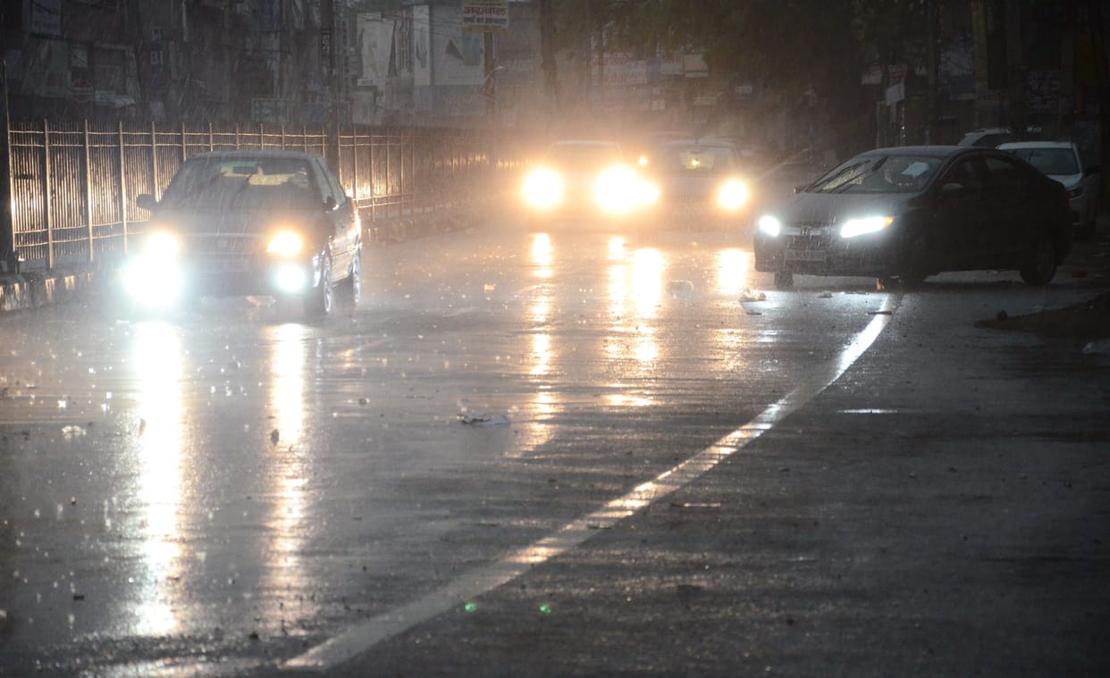 Rain in district bhiwani on sunday.