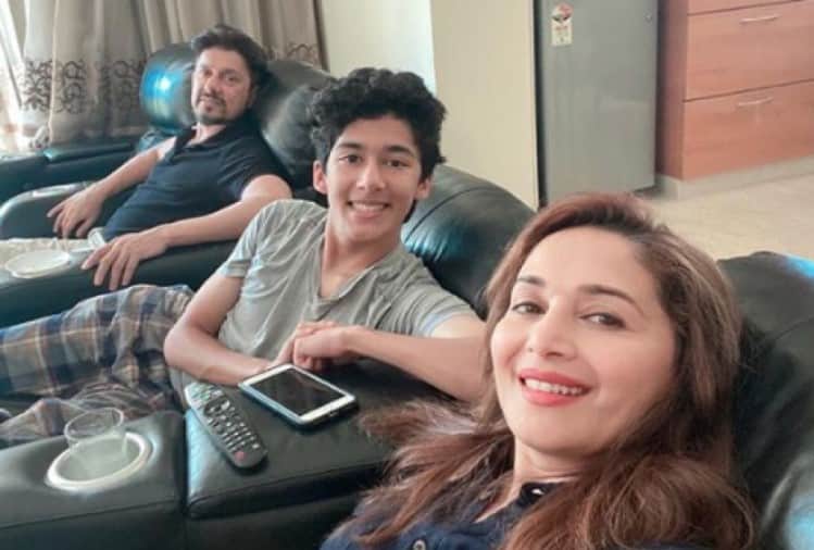 madhuri dixit son arin nene carbon copy of father sriram nene here photos