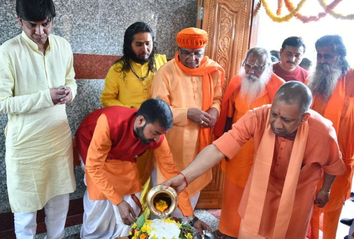 Special Mansarovar Shiva Temple story in Gorakhpur