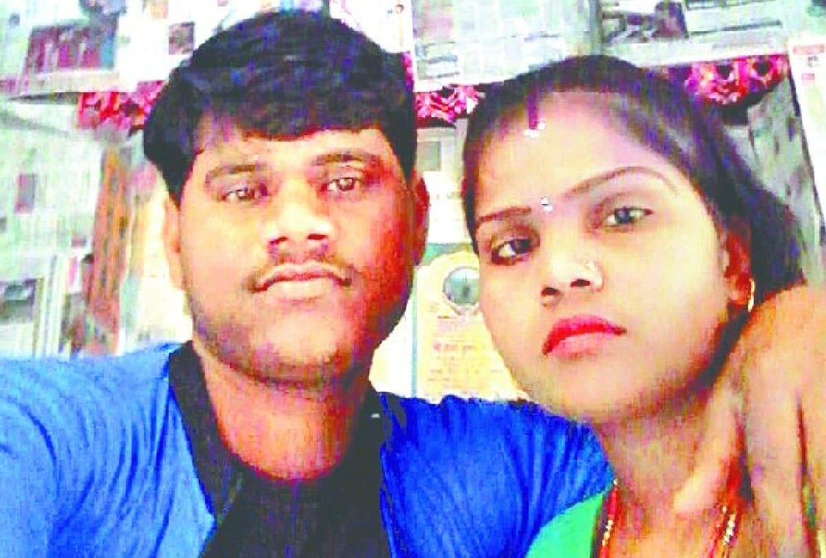 newly married couple cremated on a pyre in mainpuri