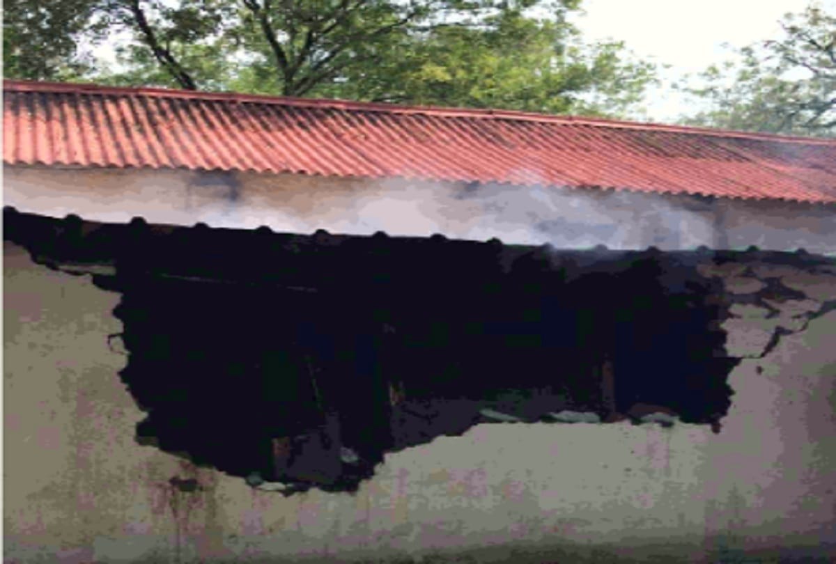 Fire in army CSD canteen ration and household goods burned heavy damage