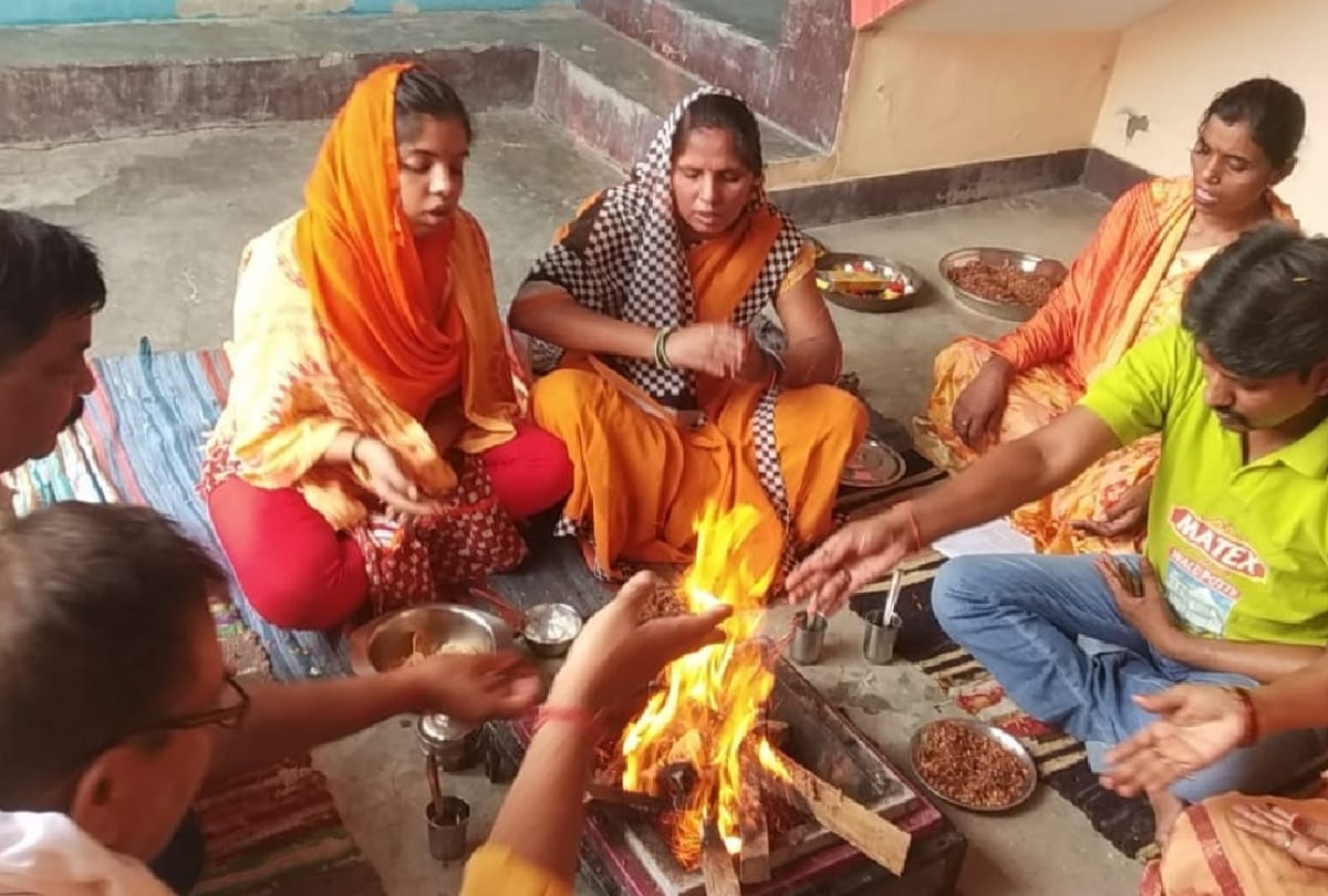 Gayatri Yagya performed in one thousand houses for liberation from Corona