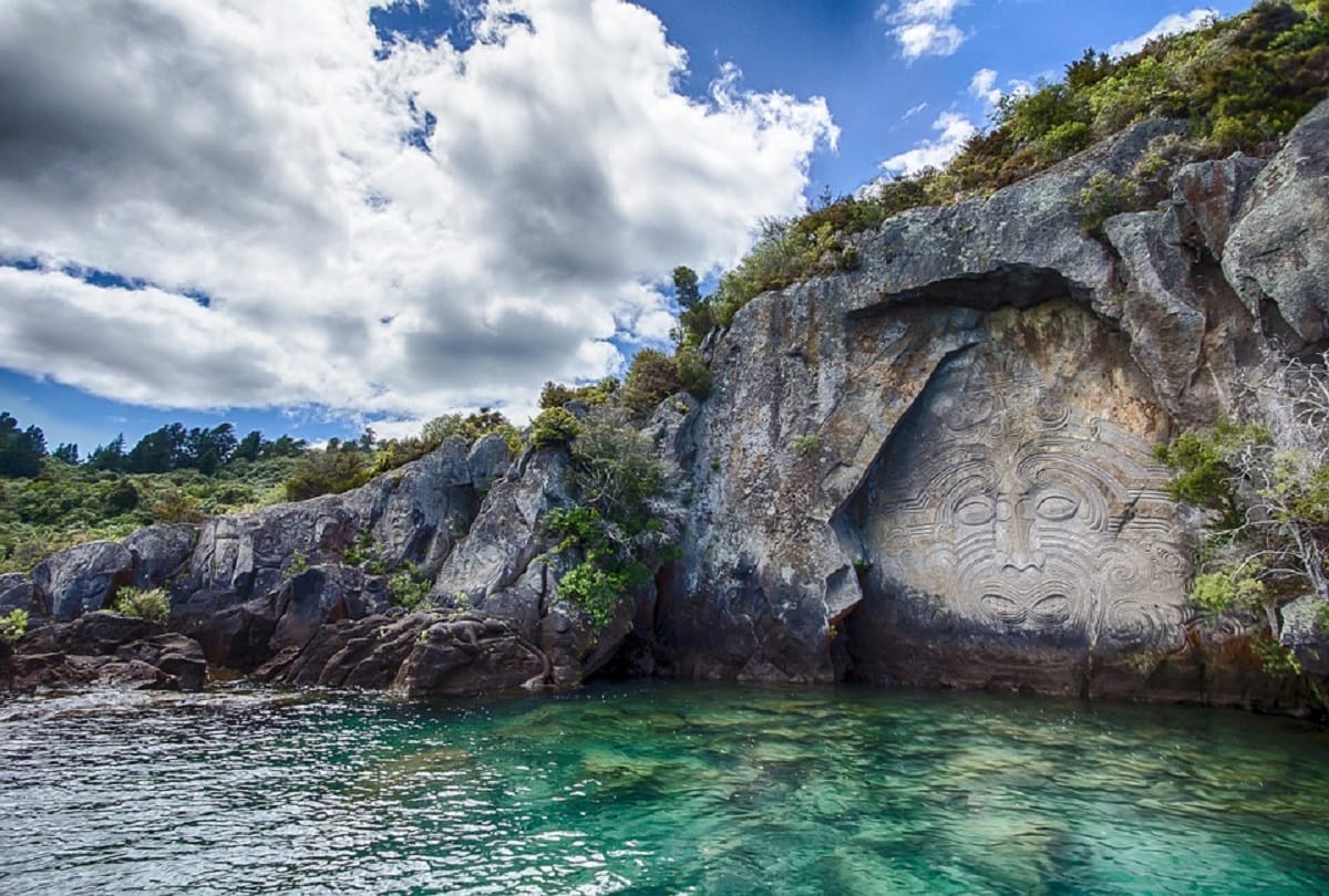 Interesting story of New Zealand discovery and its history