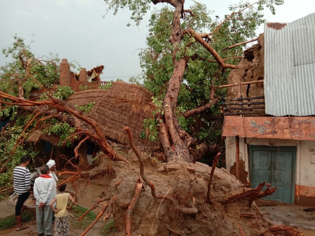 Rainfall occurred in many parts of Doaba with thunderstorm