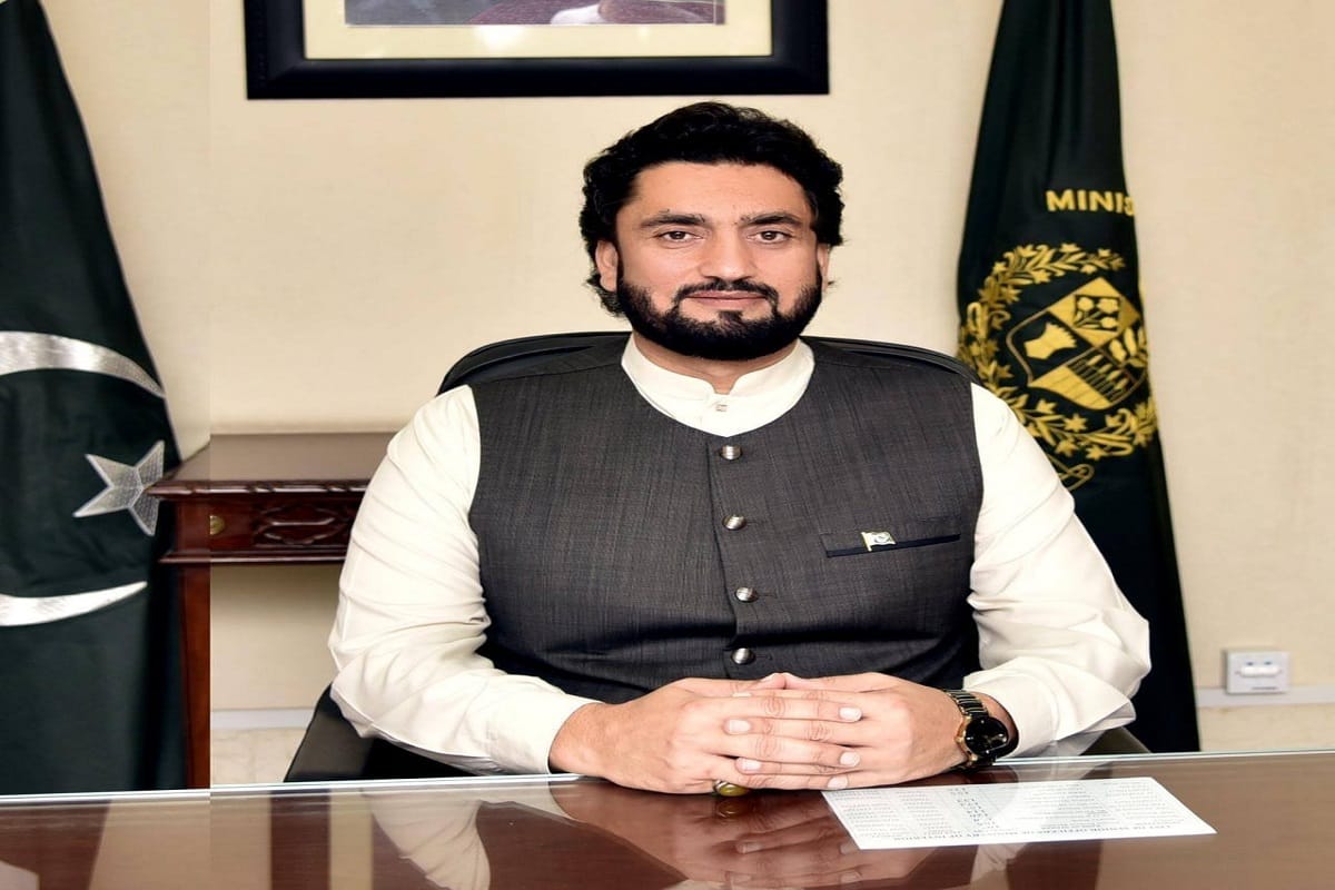 Coronavirus in Pakistan: Shehryar Afridi tests positive for coronavirus, PM Imran Khan Government will tighten lockdown
