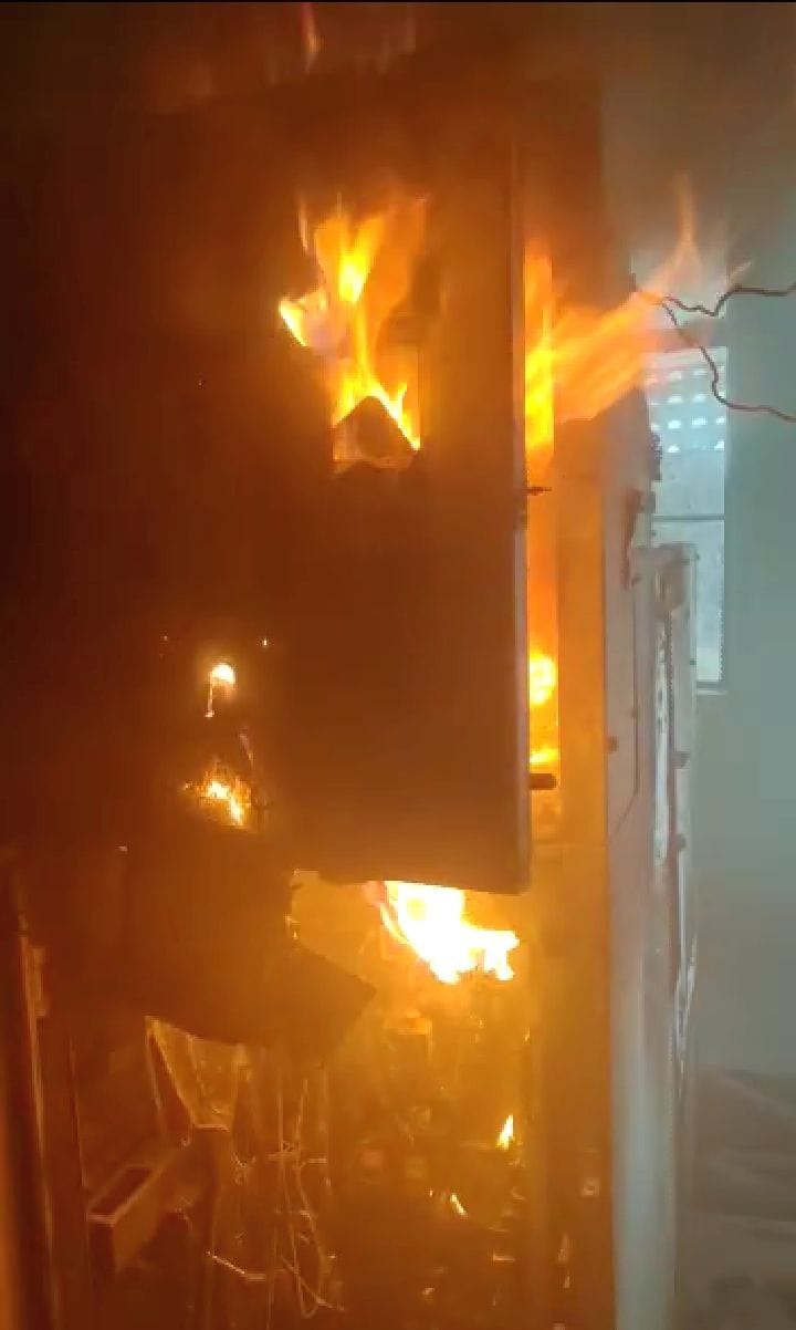 falt se 20 gav ki batti gul