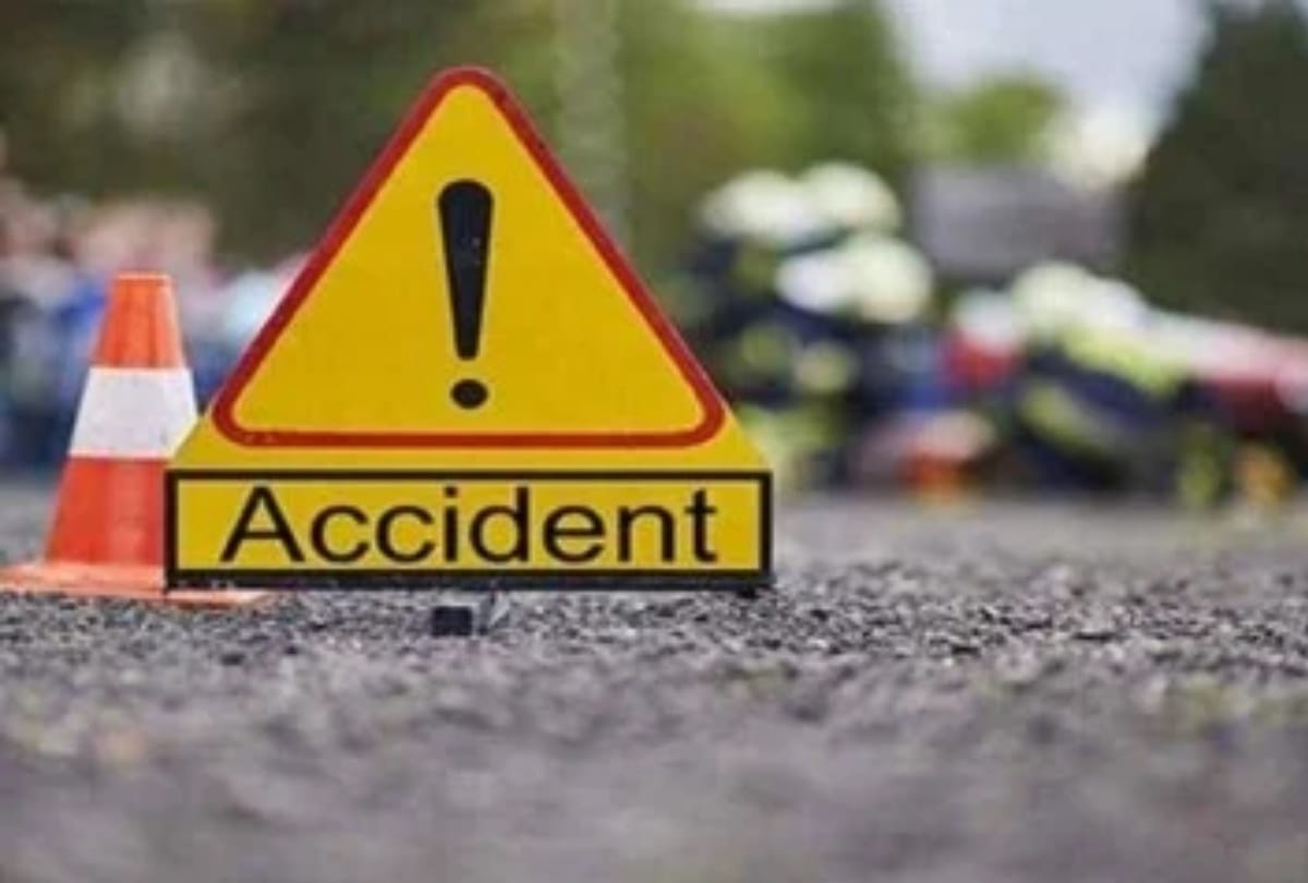 Two real brothers died in road accident at gorakhpur