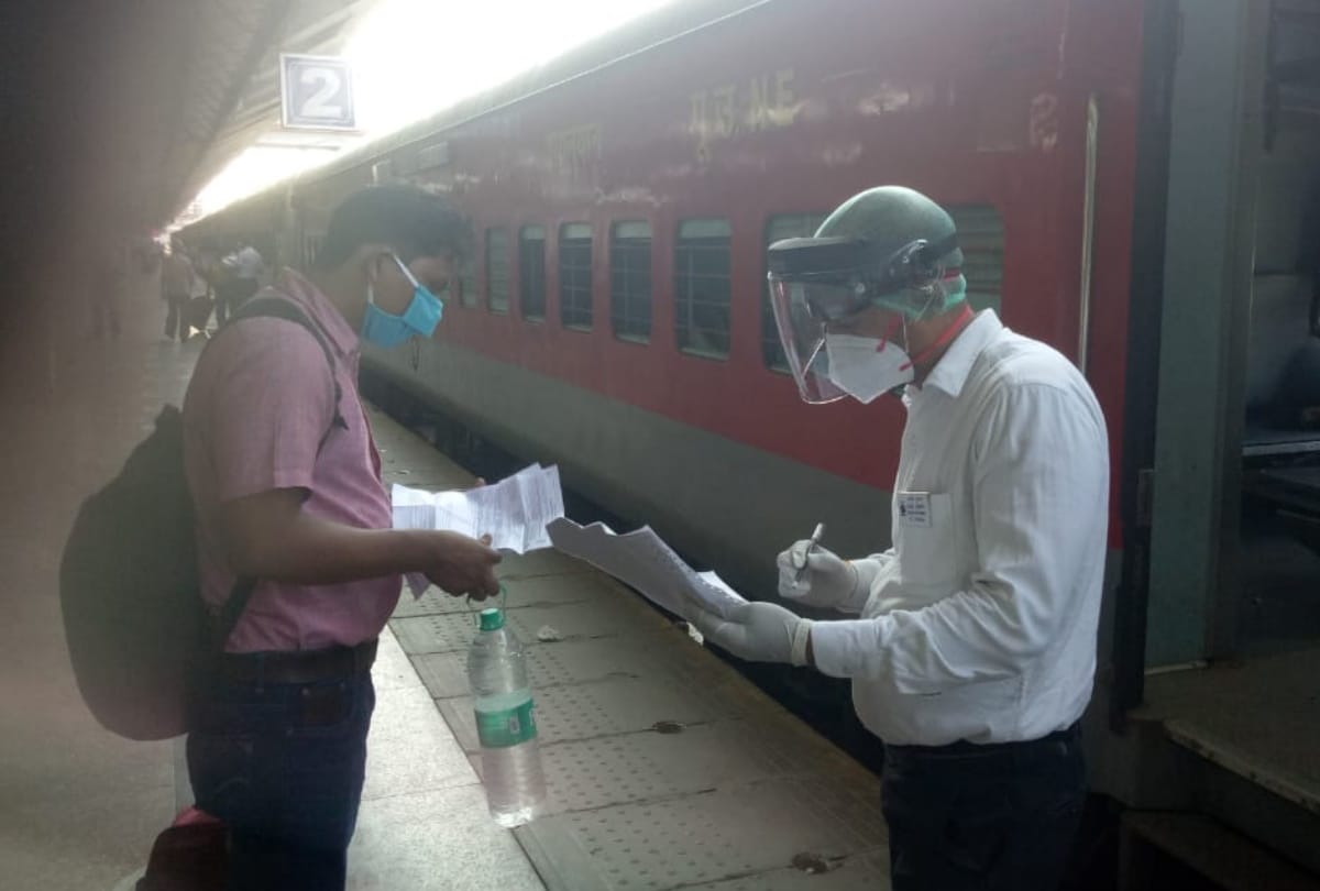 Today Saharsa-Amritsar Special train will be canceled due to farmer protest