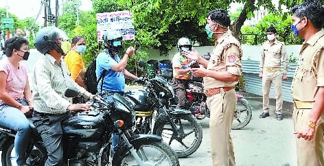 More problems with the police in Rampur Bagh become trouble for the police