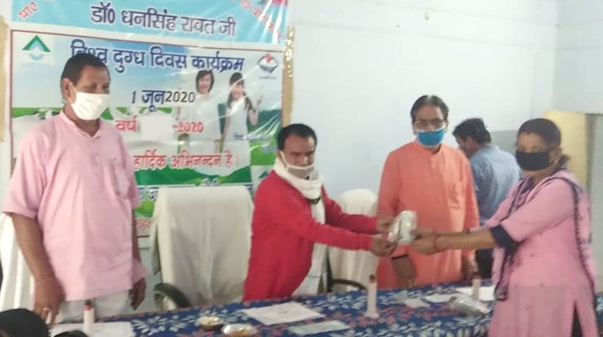 Milk union will give employment to migrants returning to Uttarakhand