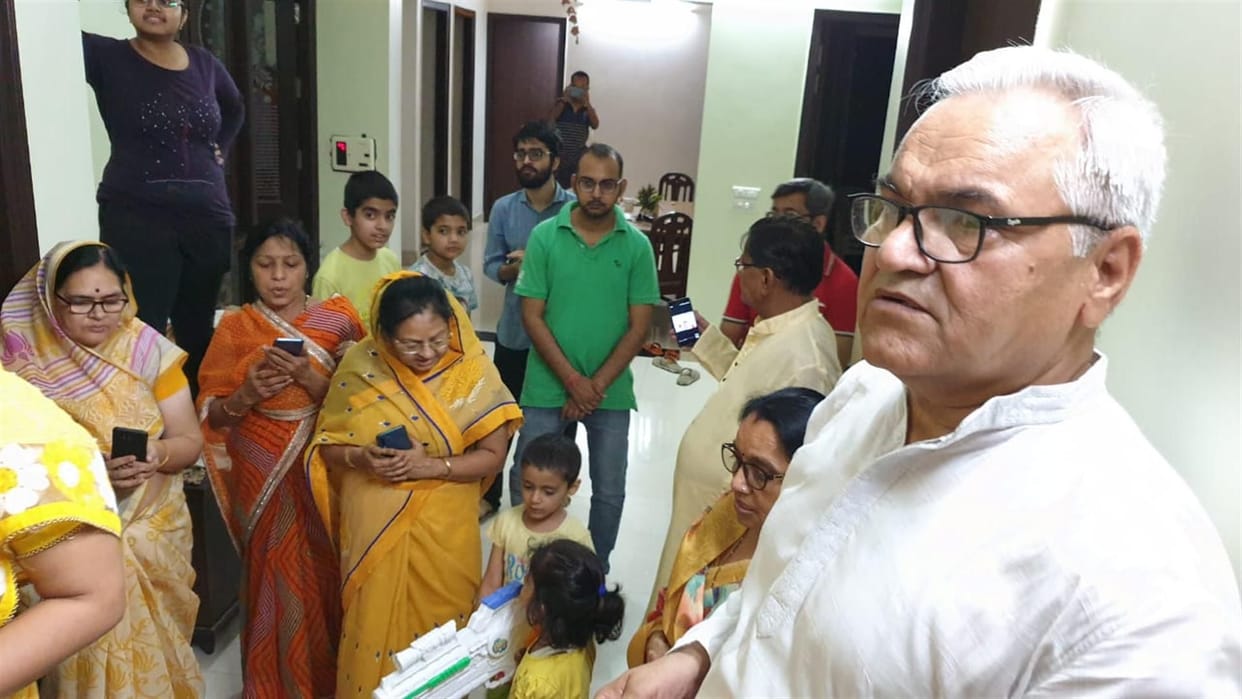Hathras: Maheshwari Samaj celebrated the festival of Mahesh Navami at their homes