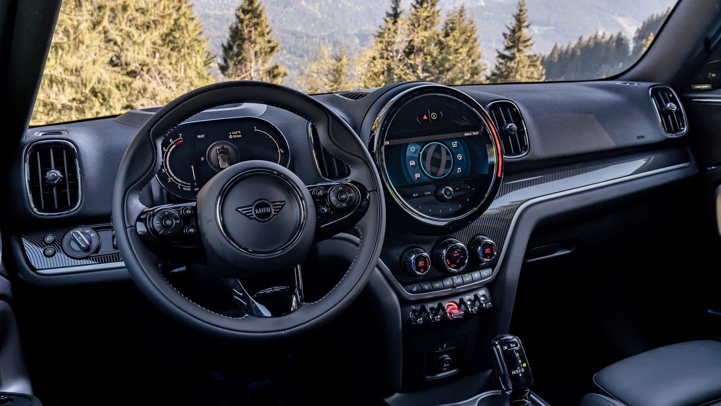 Mini Countryman news in hindi 2020 mini countryman specs 2020 mini countryman interior 2020 mini countryman price mini countryman india price