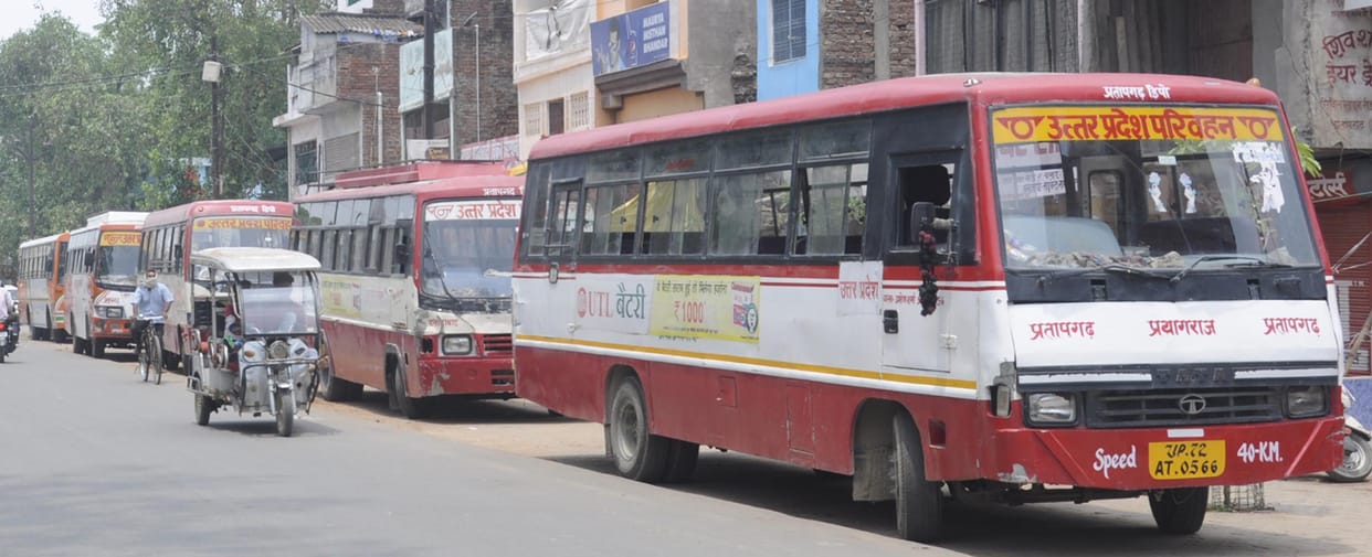 Pratapgarh: Buses run on roads, passengers found on count