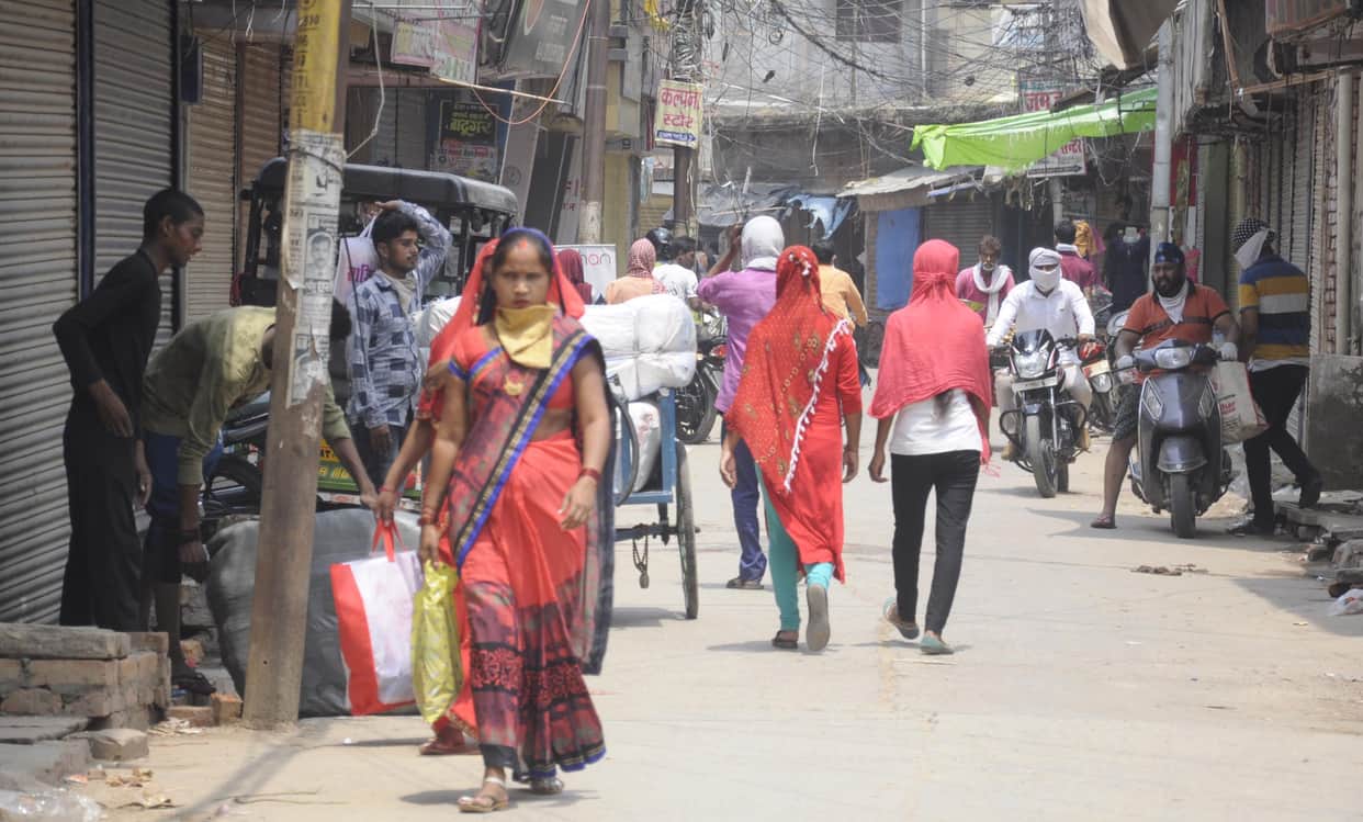 Pratapgarh: Increasing hotspots, policemen missing from barrier