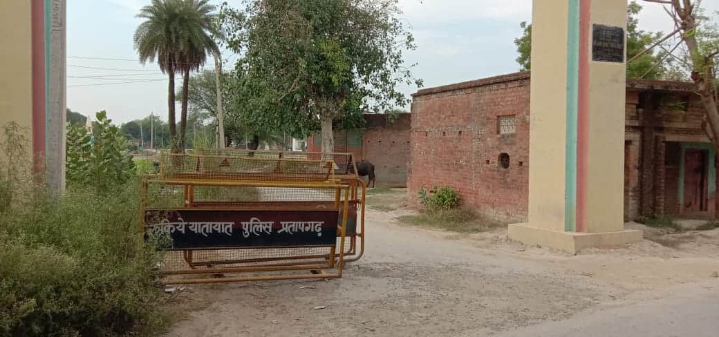 Pratapgarh: Increasing hotspots, policemen missing from barrier