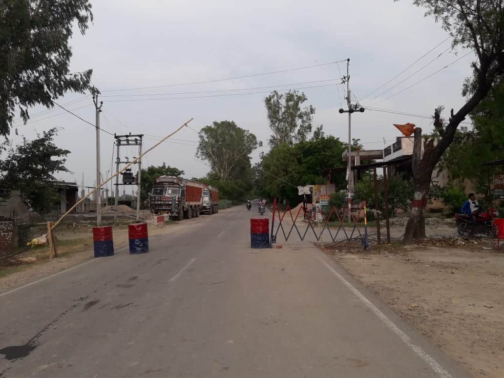 Pratapgarh: Increasing hotspots, policemen missing from barrier