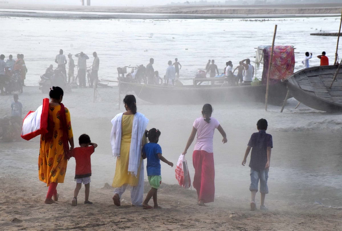 Mangal Kamna's lamps started burning at the confluence, broken silence at the sandbar