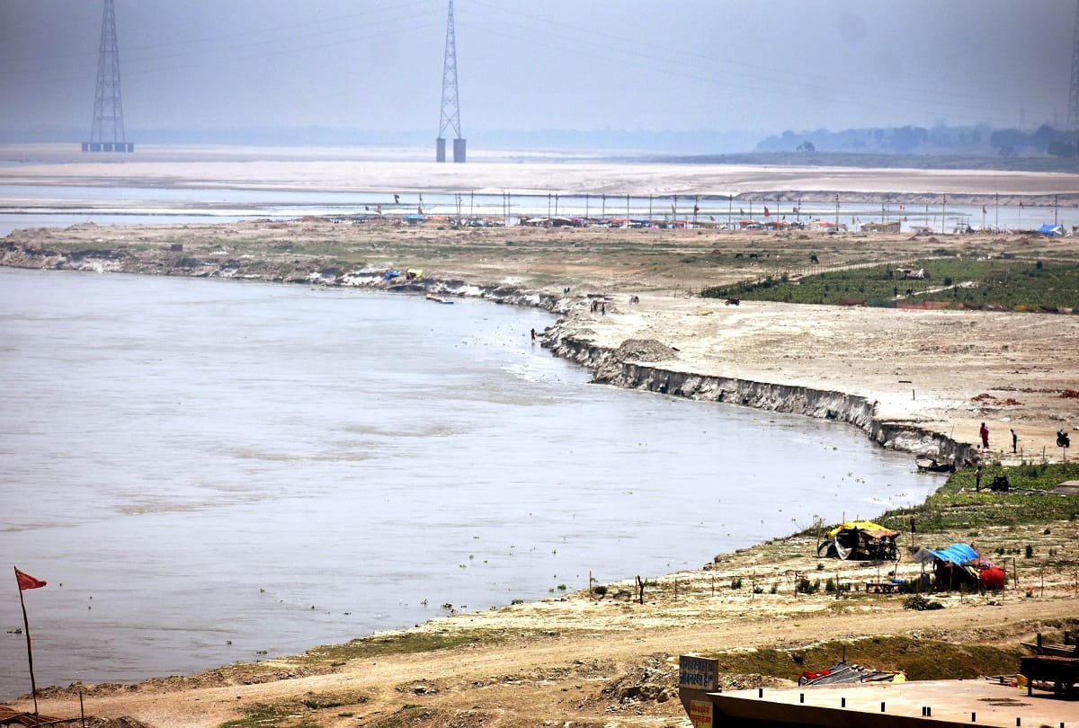 Mangal Kamna's lamps started burning at the confluence, broken silence at the sandbar