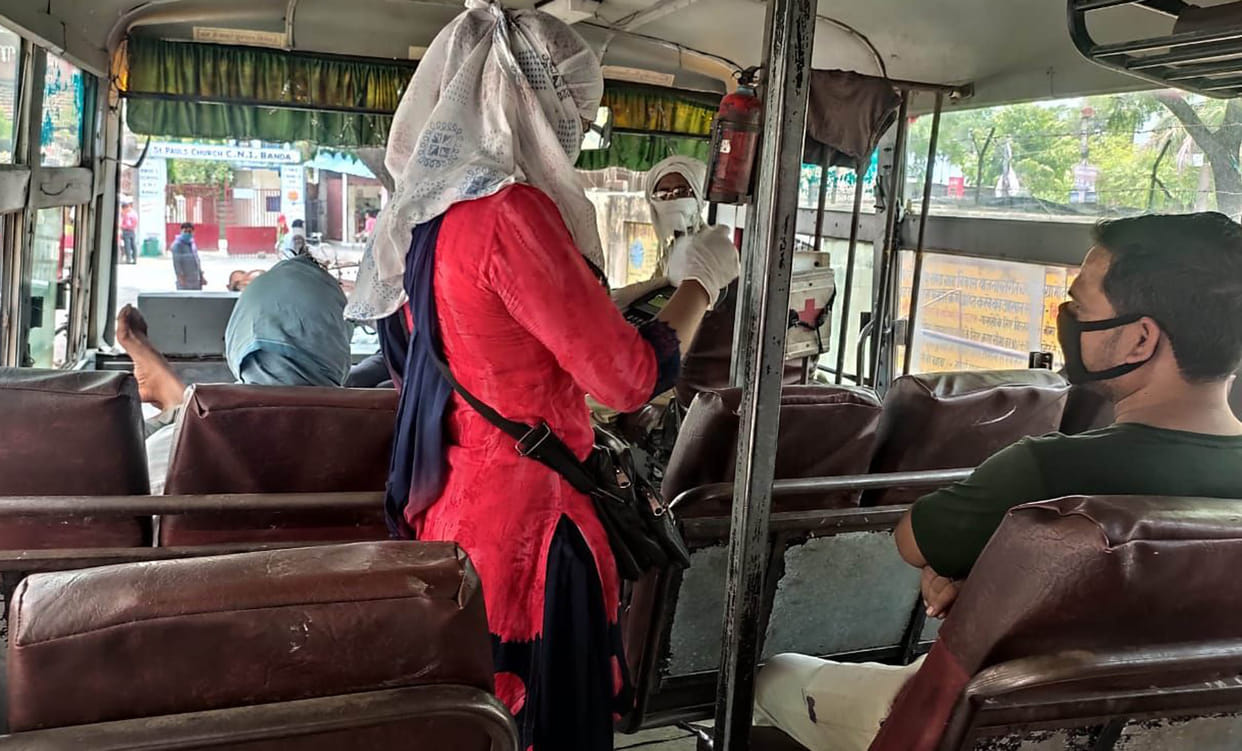 Roadways buses locked with a loss of 15 lakhs
