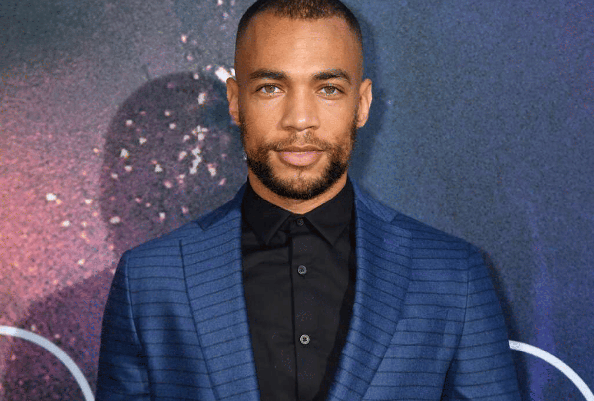 Insecure actor Kendrick Sampson has been injured while protesting