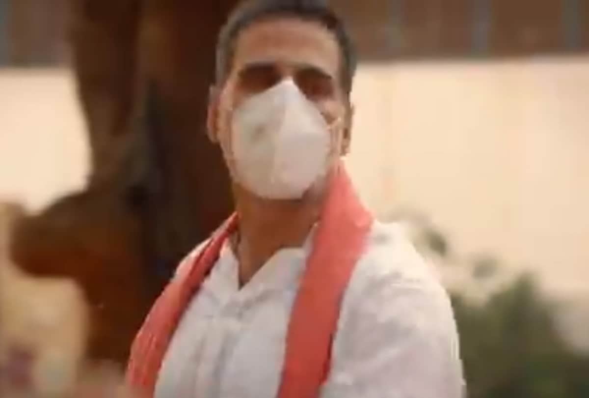 akshay kumar to photographer put mask on nose video goes viral
