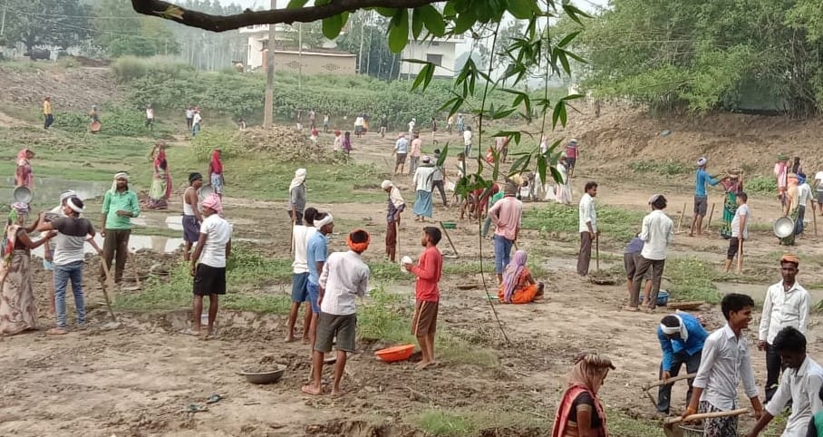 Excavation and restoration of 579 ponds completed in Azamgarh