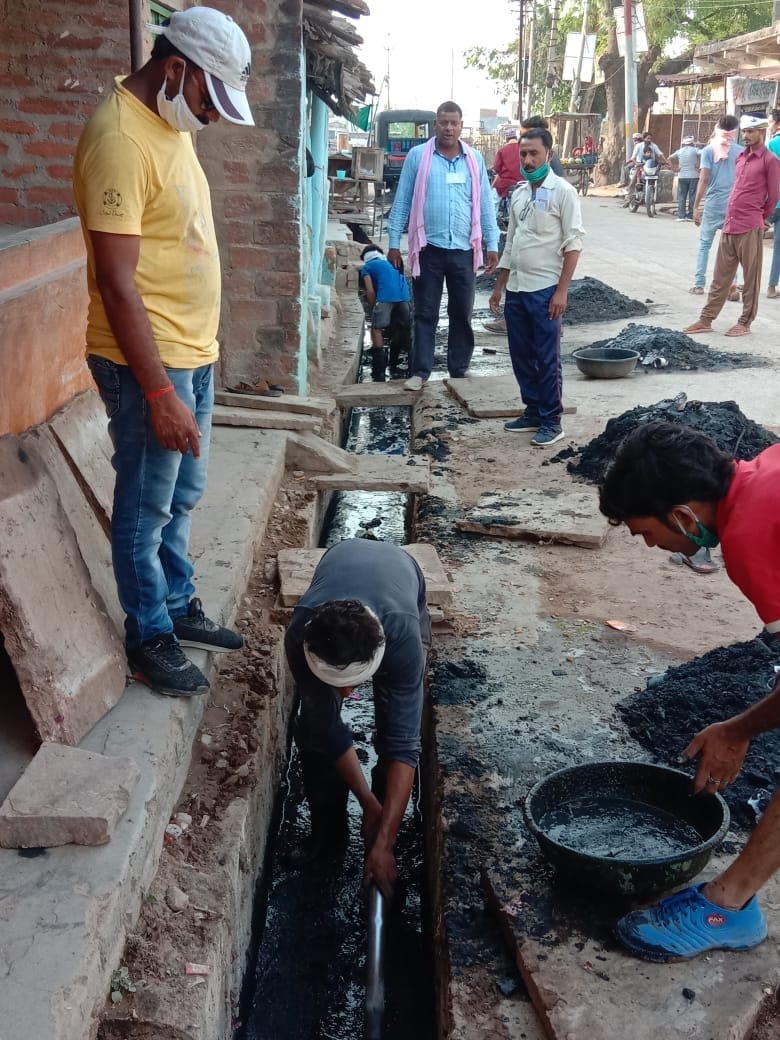 lalitpur municiple corporation start cleaning drain before rain