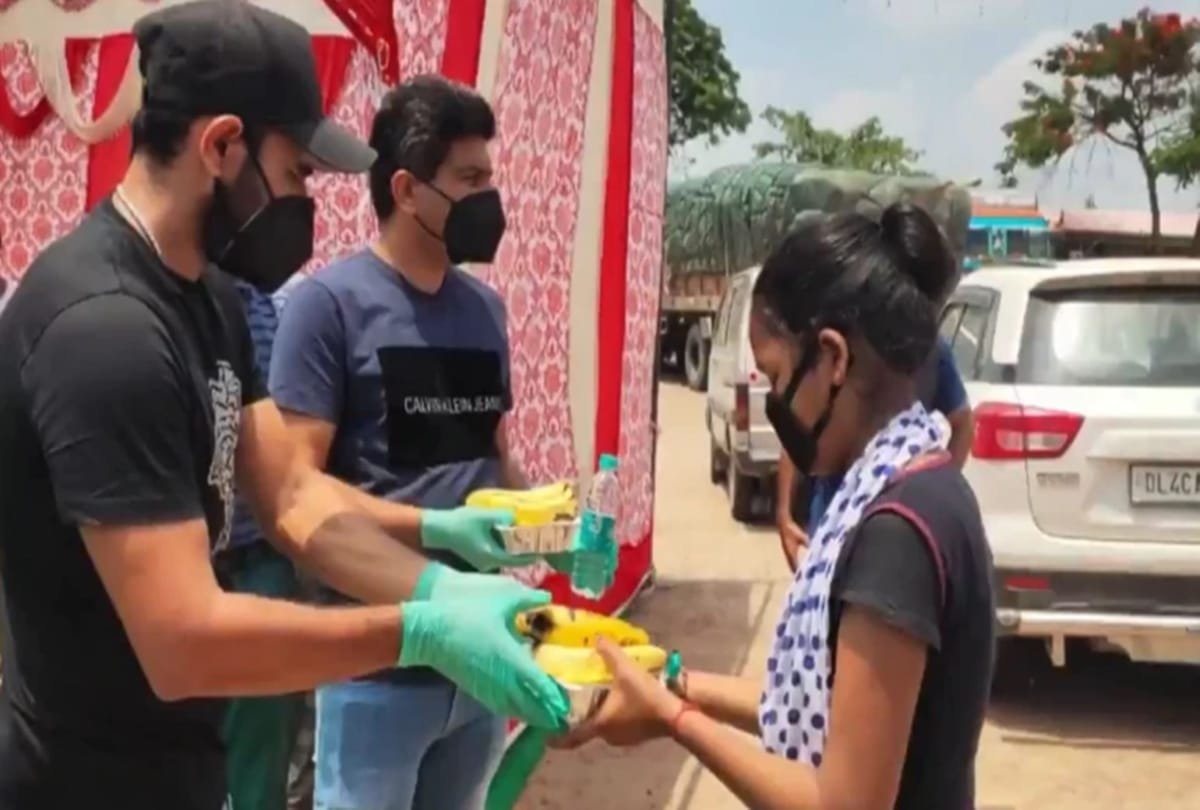 Mohammed shami is helping migrant labour amid corona virus pandemic Bcci appreciates