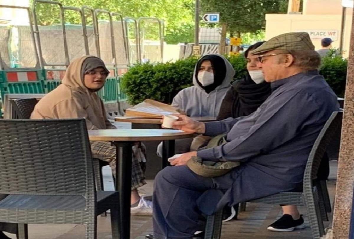 Nawaz Sharif viral photos sparks many debates