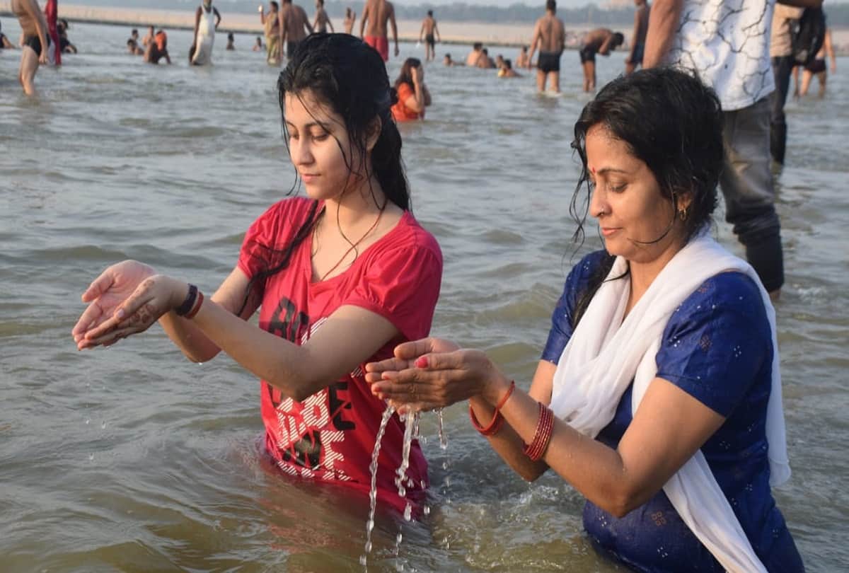 prayagraj sangam ganga dussehra news today in hindi