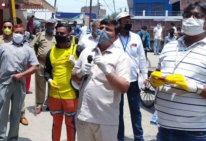 Fines imposed on shopkeepers not wearing masks