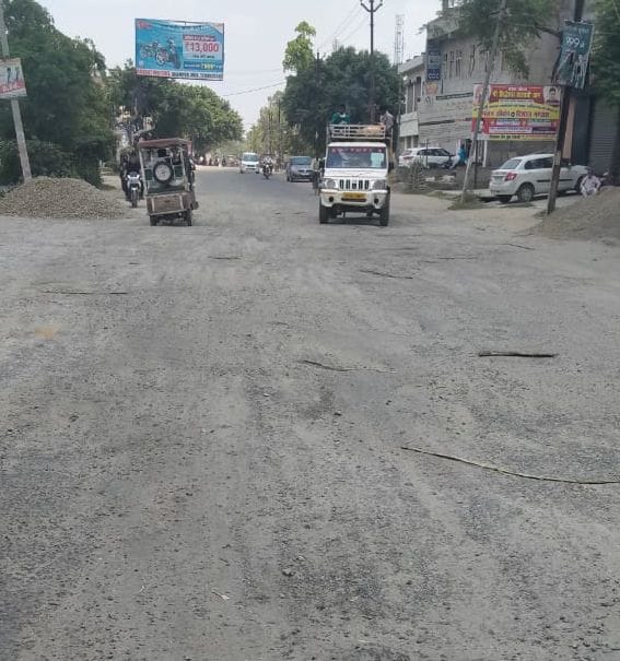 Deep pit in Highway 74 at Dhampur