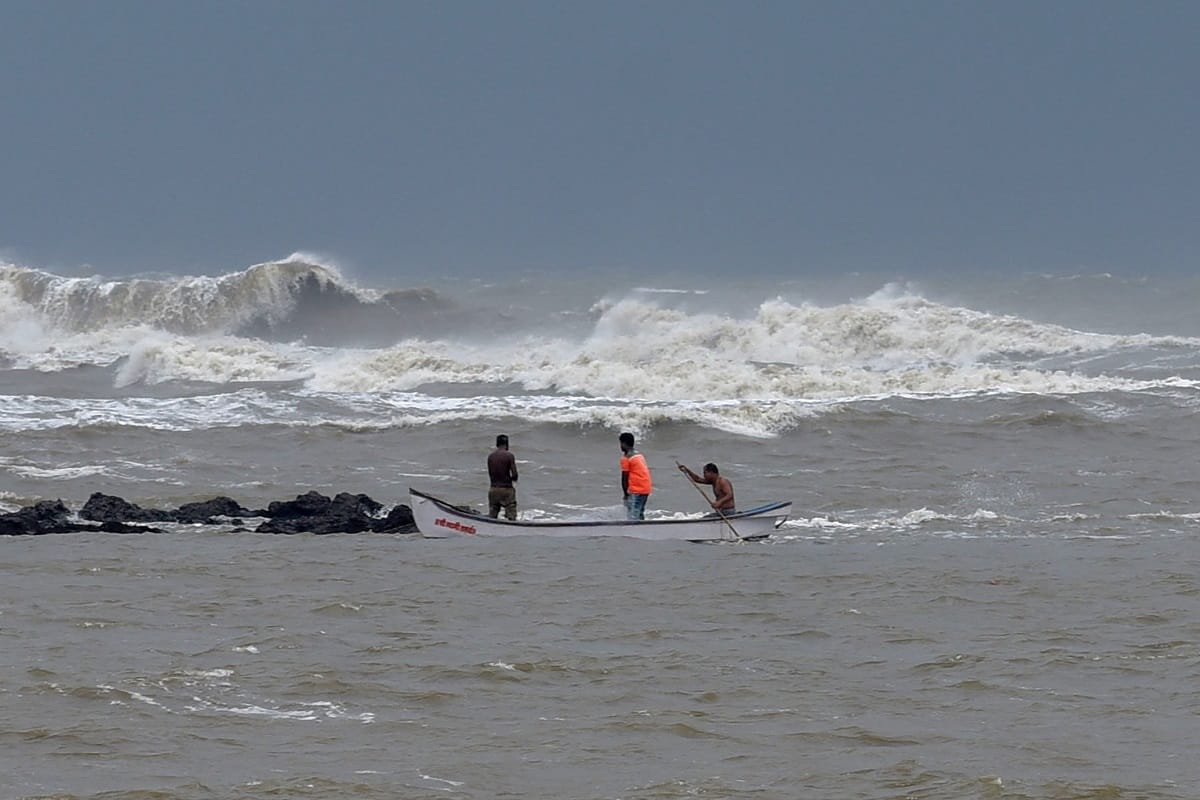 Sri Lanka: 23 Indian fishermen arrested for fishing, read some world news