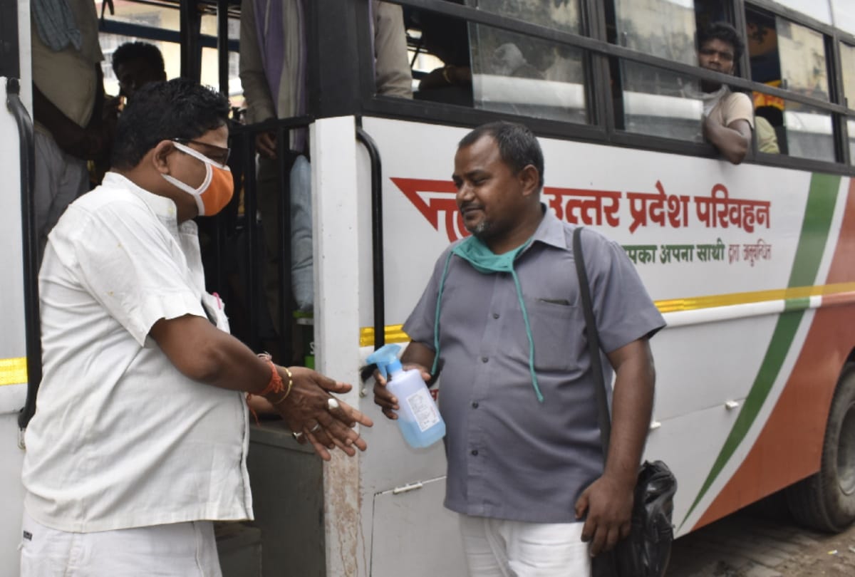 Roadways bus running on the road in gorakhpur