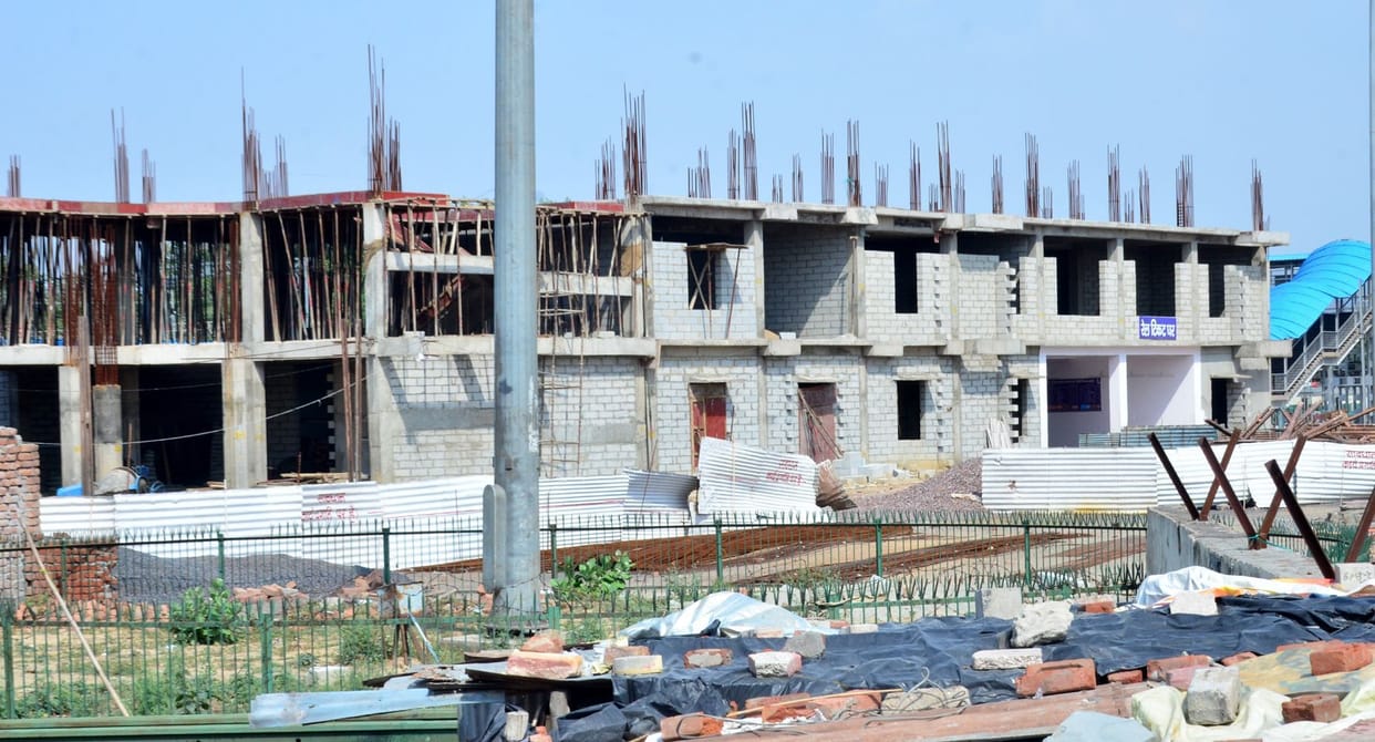 Aligarh: Construction of railway junction building in lockdown halts